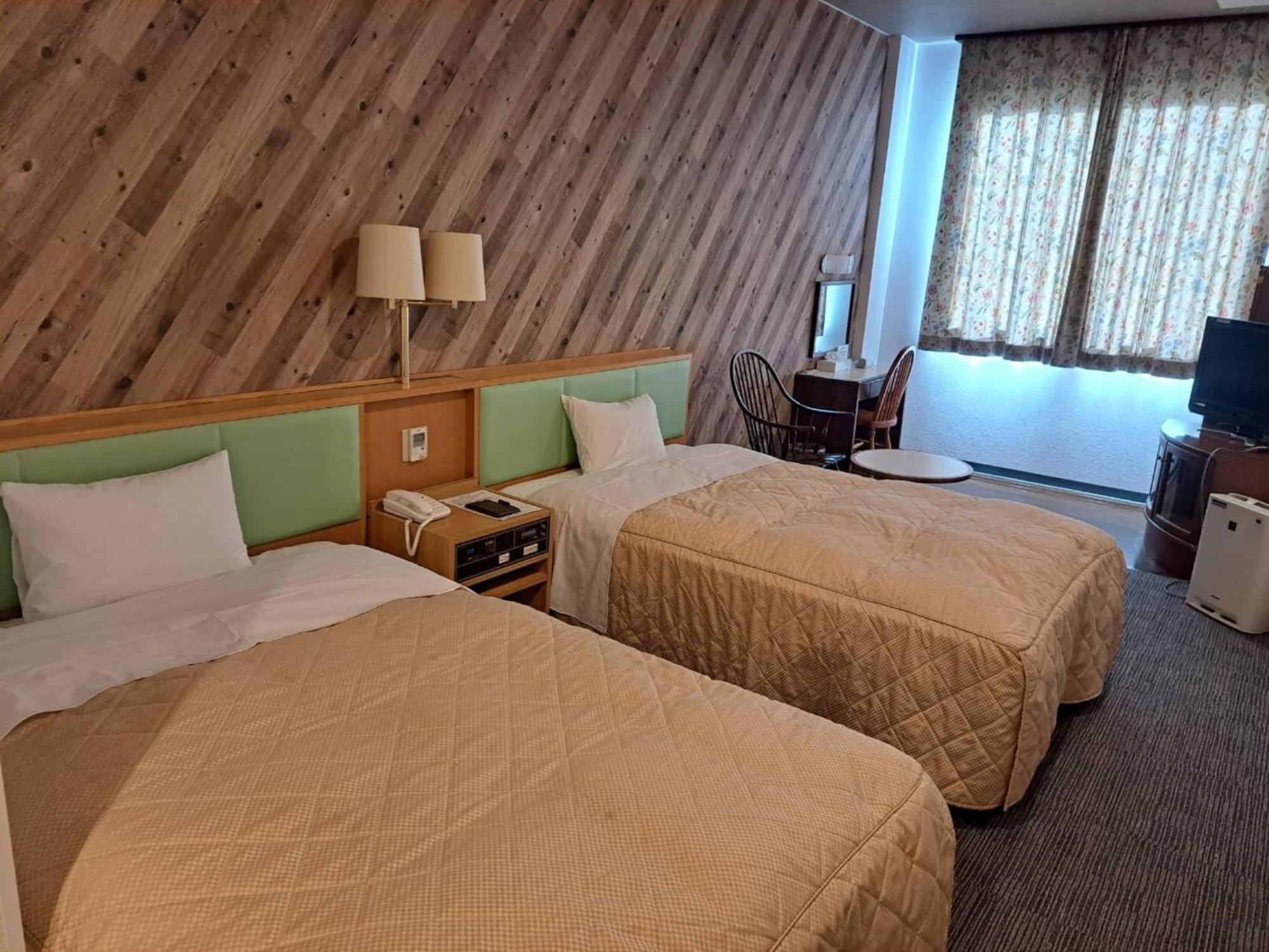 Business Hotel Kawakami Kumano Zewnętrze zdjęcie