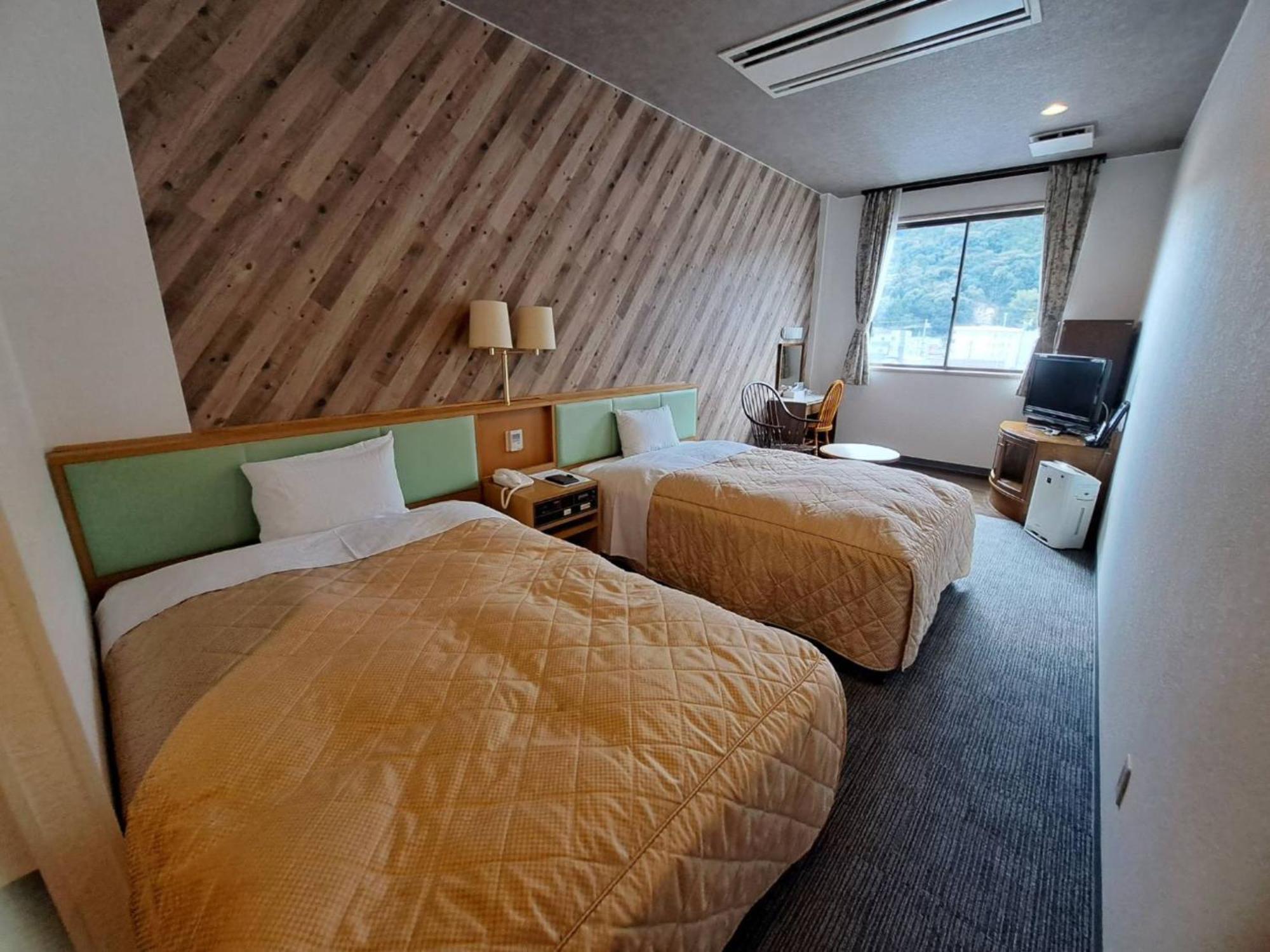 Business Hotel Kawakami Kumano Zewnętrze zdjęcie